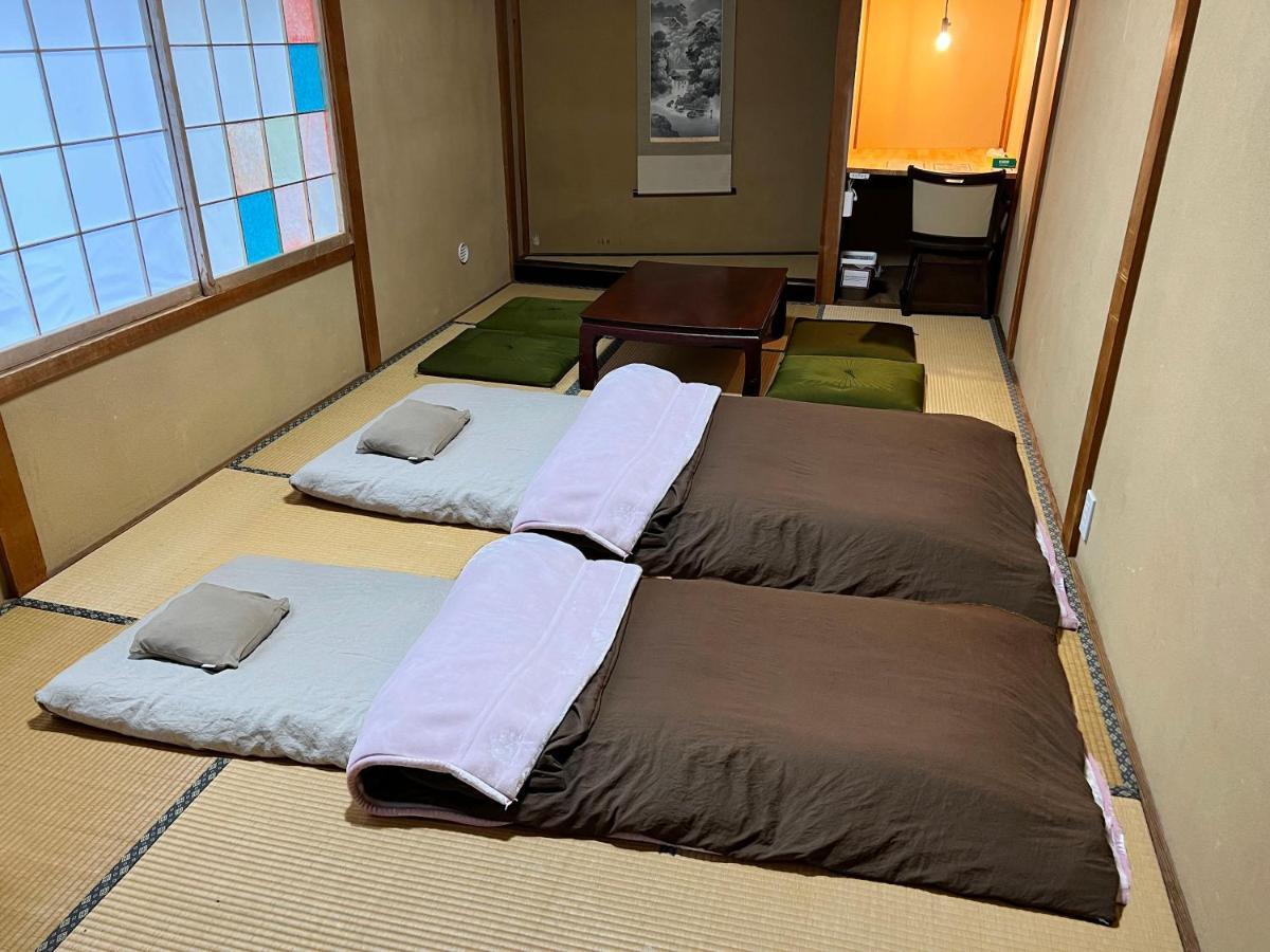 Hostel Murasaki Ryokan Takayama  Exterior foto